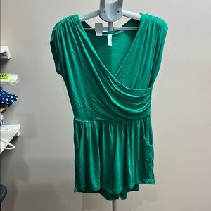 Gilli Emerald Green Draped V-Neck Tunic Romper